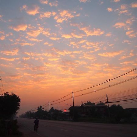Ruen Narisra Resort Sukhothai Zewnętrze zdjęcie