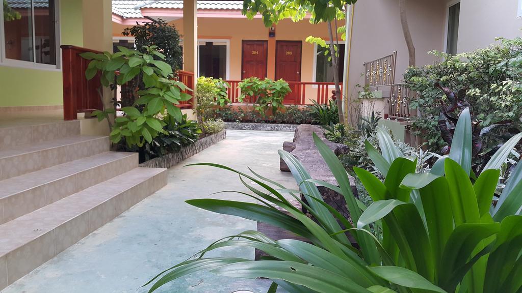 Ruen Narisra Resort Sukhothai Zewnętrze zdjęcie