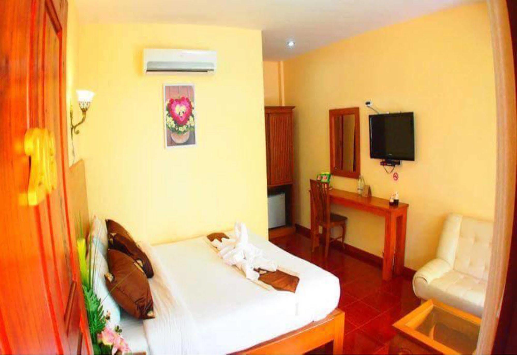 Ruen Narisra Resort Sukhothai Zewnętrze zdjęcie