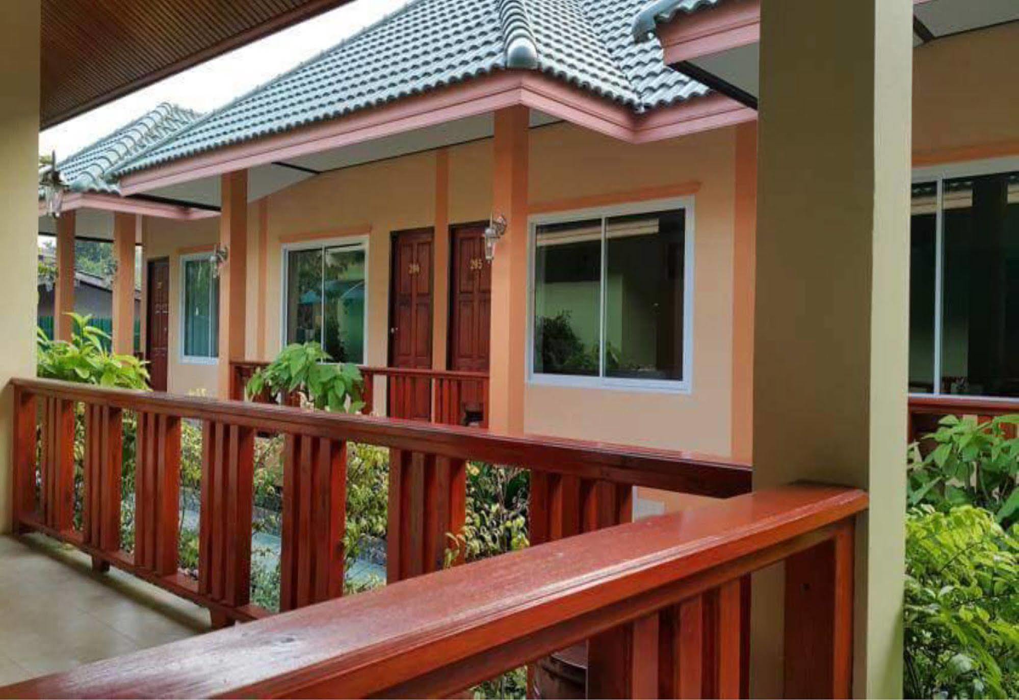Ruen Narisra Resort Sukhothai Zewnętrze zdjęcie